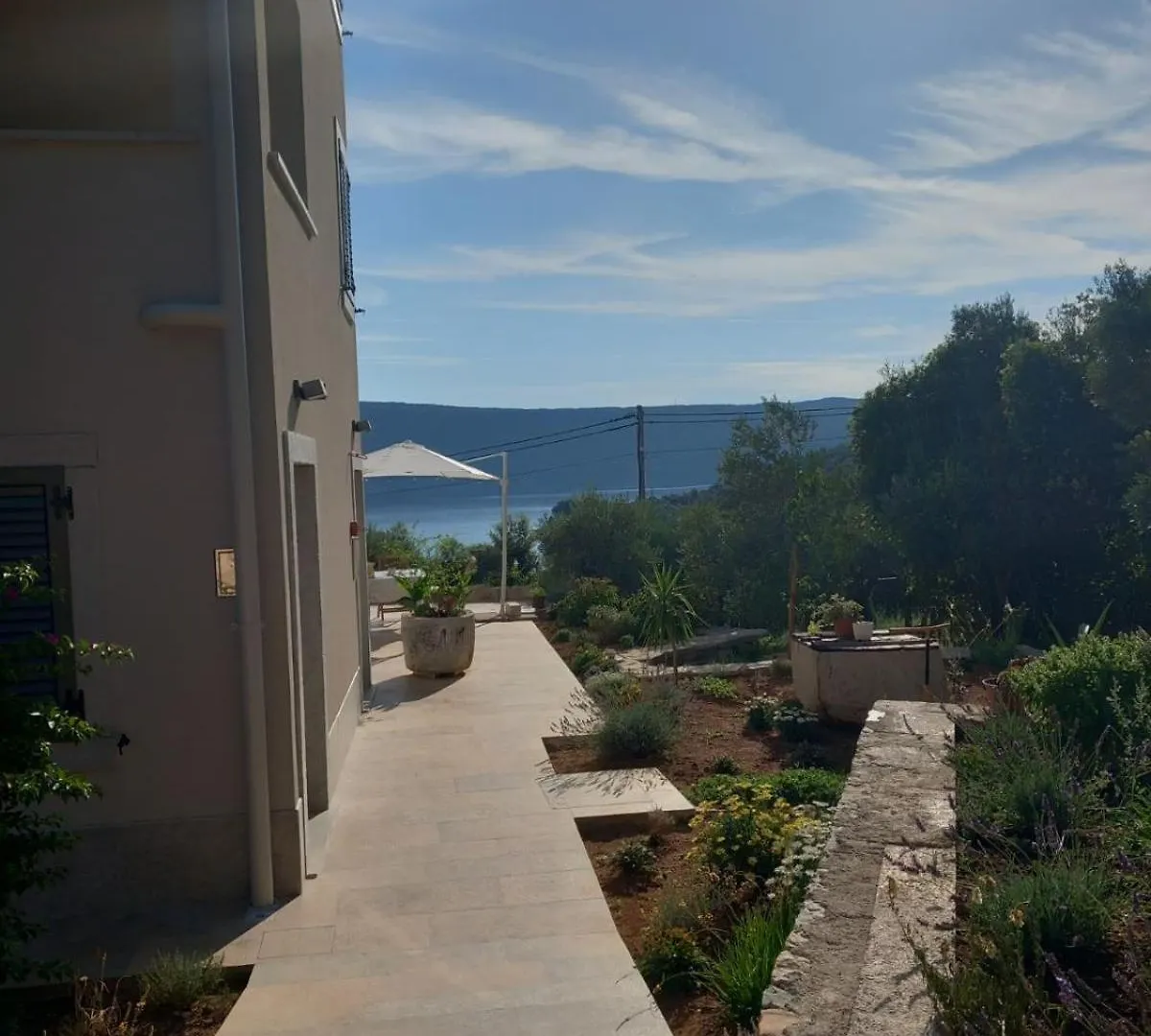 Apartment Desanti 4 Valun