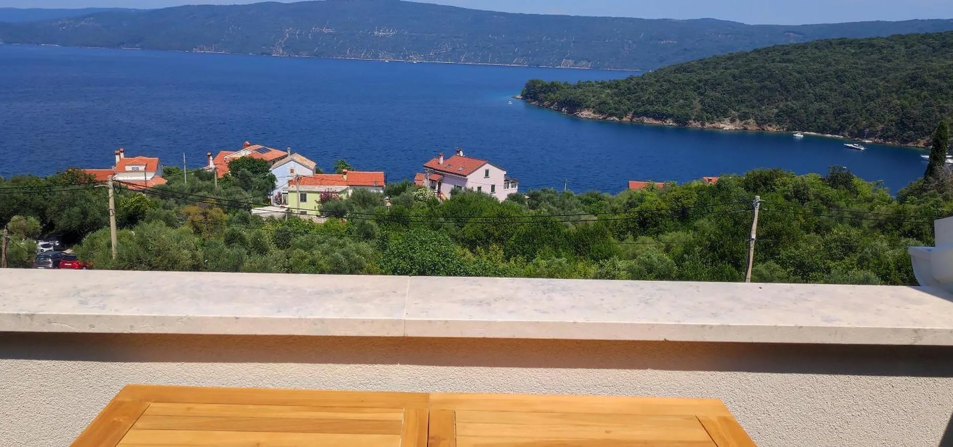 Apartment Desanti 4 Valun 0*,  Croatia